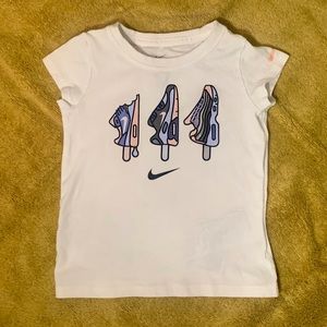 NIKE The Nike Tee shirt